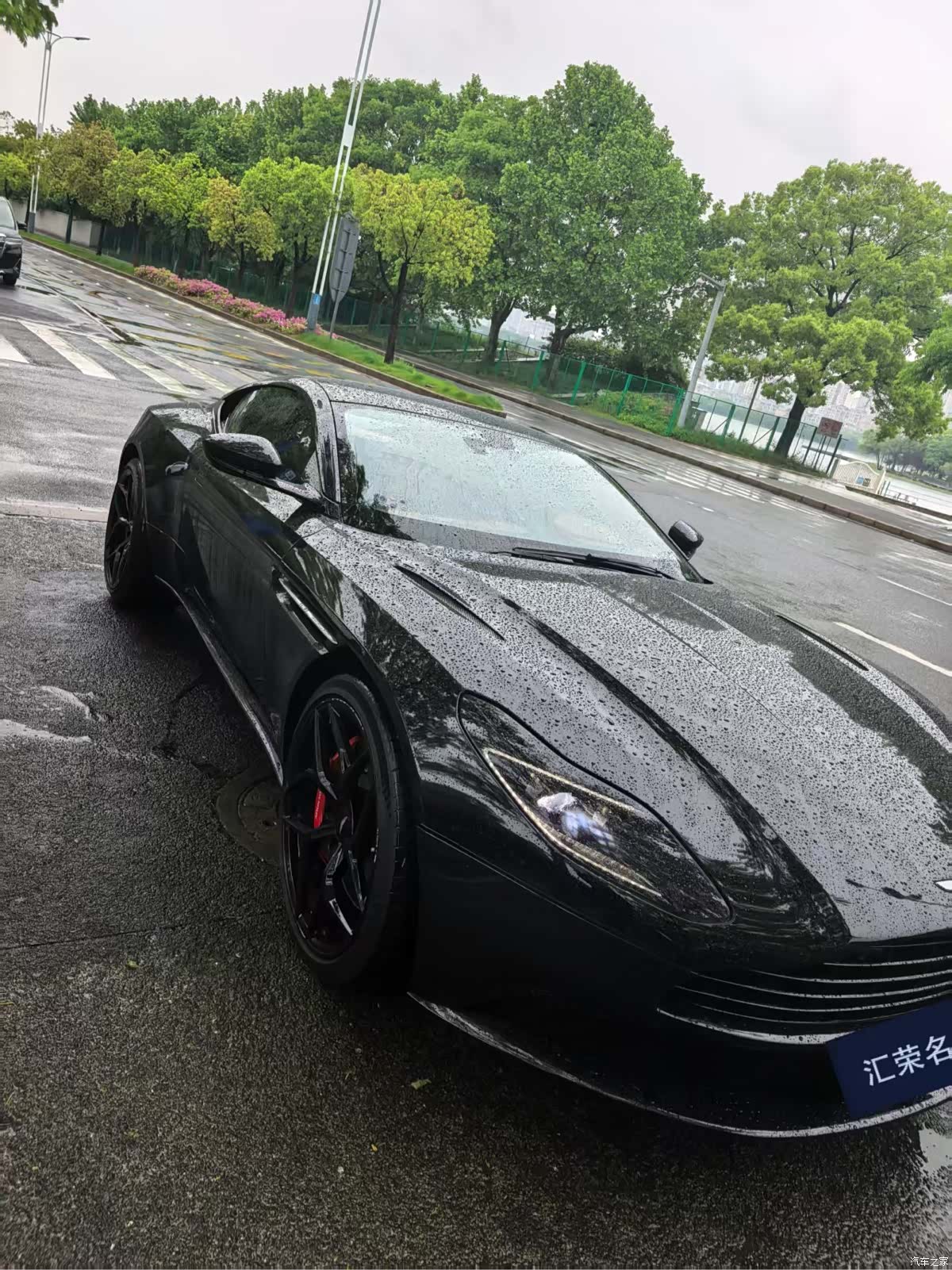 Aston Martin DB11, 2018 2