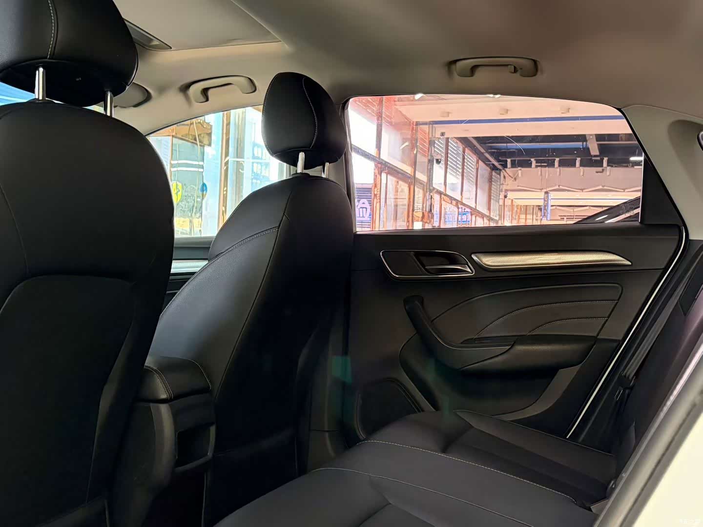Roewe i6, 2019 все фото
