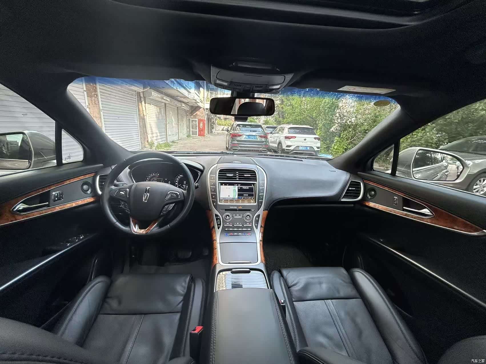Lincoln MKX, 2019 9