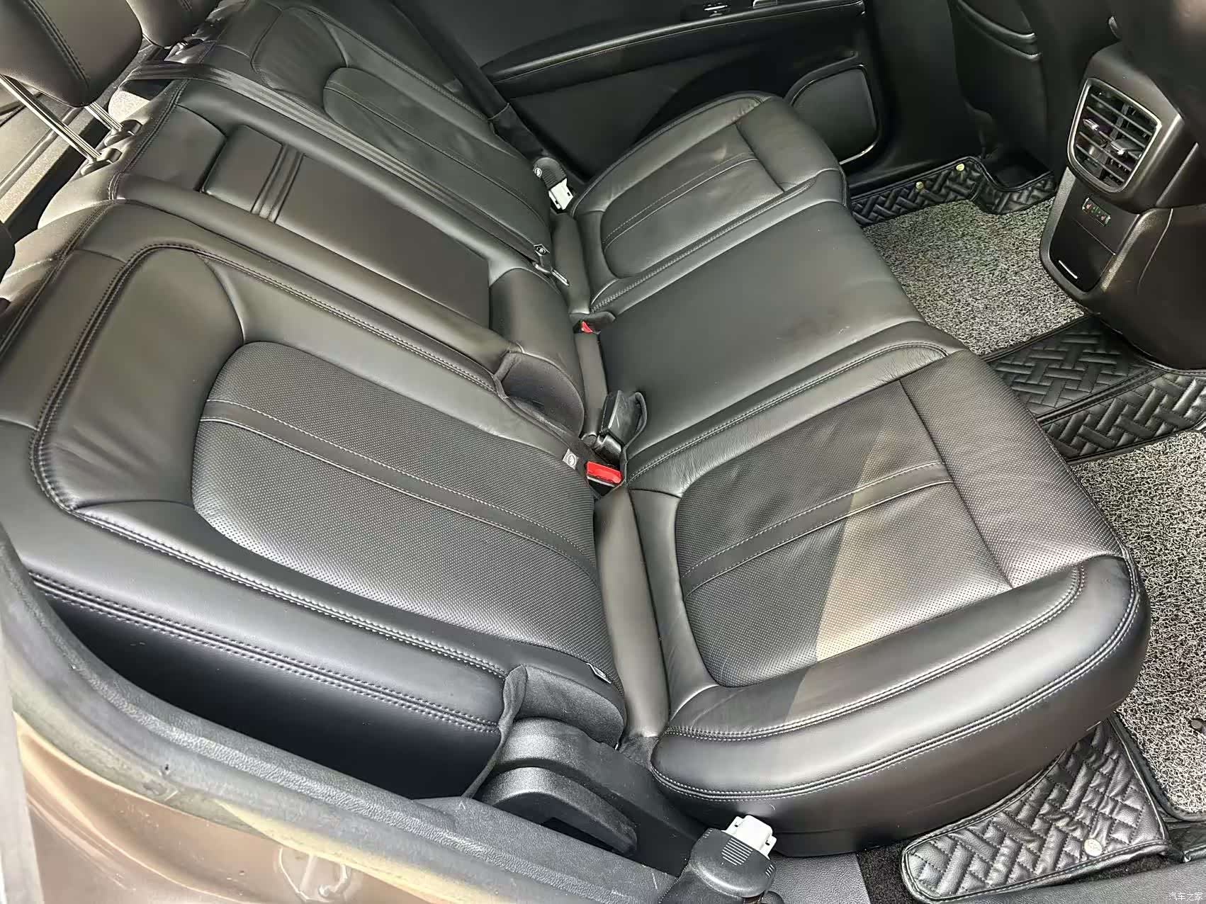 Lincoln MKX, 2019 13