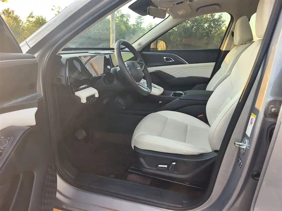 Haval Xiaolong MAX Haval Xiaolong MAX