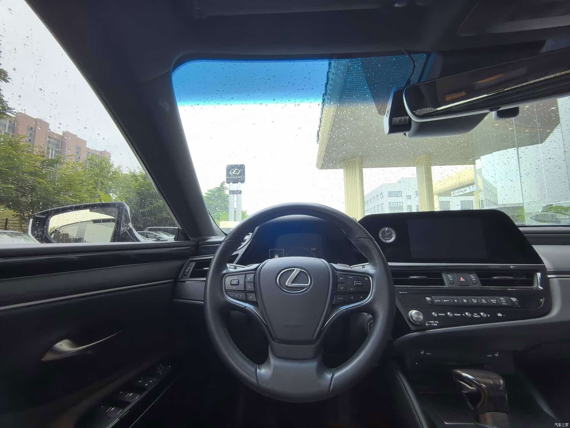 Lexus ES, 2022 12