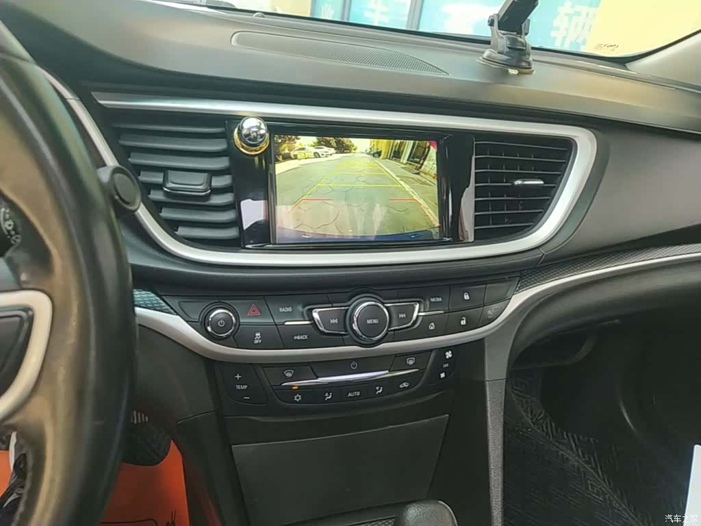Buick V, 2018 13