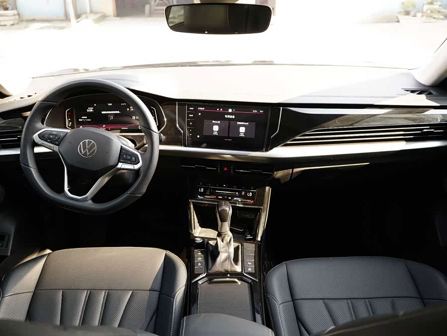 Volkswagen Passat 2025, фото 10
