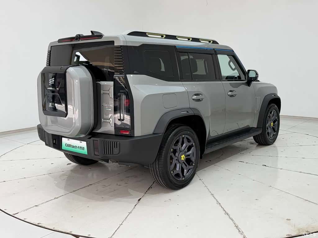 Jetour Traveller, 2025 8