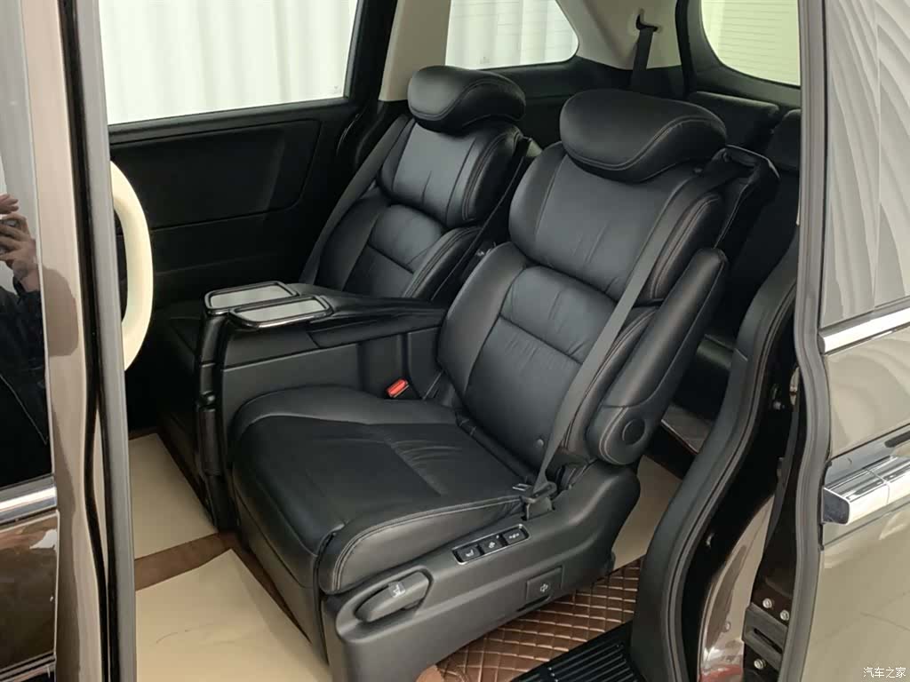Honda Elysion, 2018 12