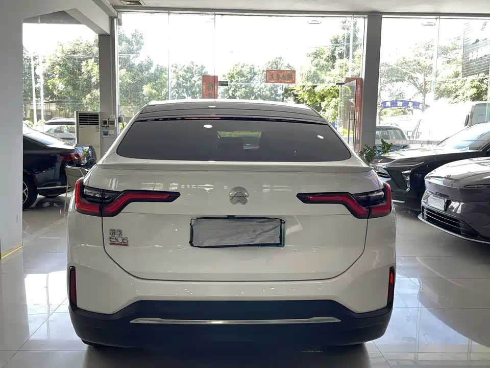 NIO EC6