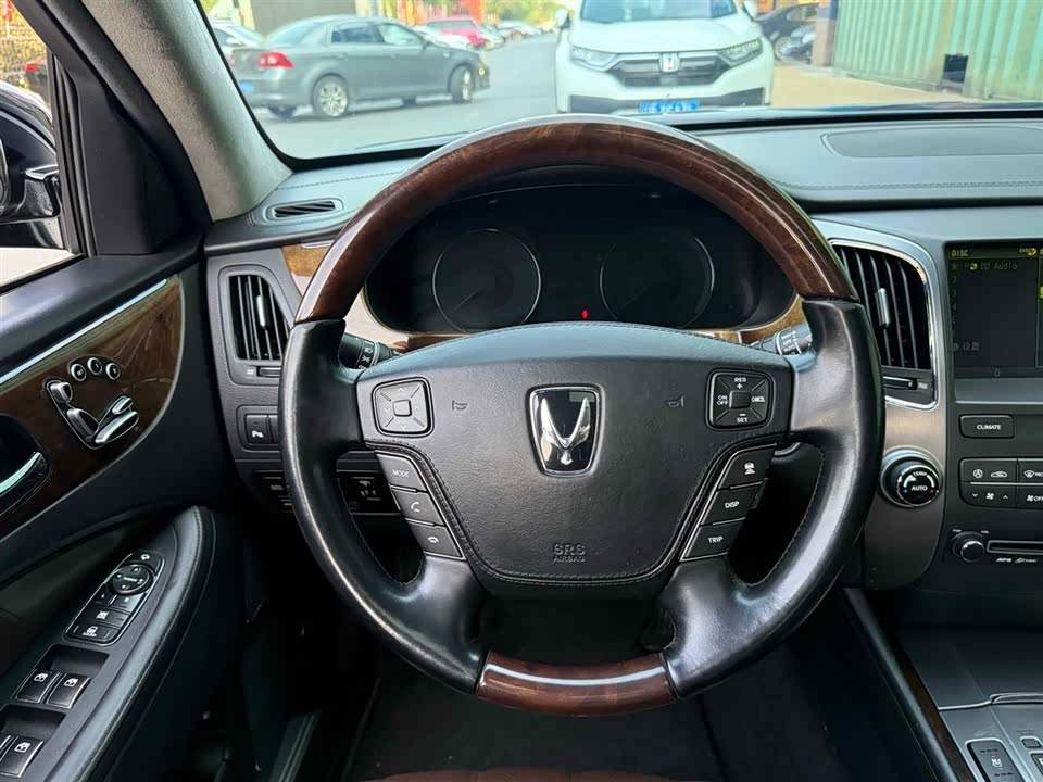 Hyundai Yakos Hyundai Yakos
