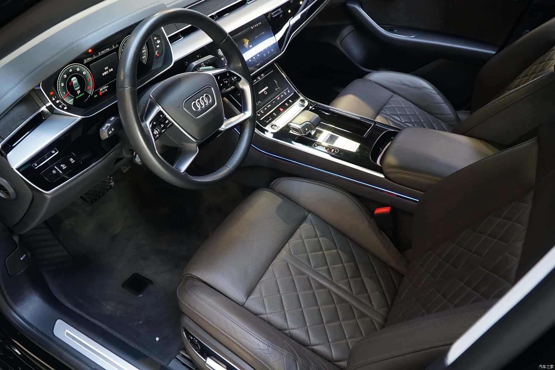 Audi A8L, 2022 7