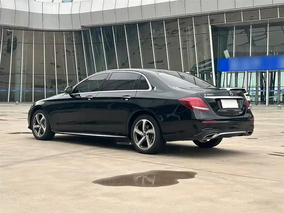 Mercedes-Benz E-class Mercedes-Benz E-class