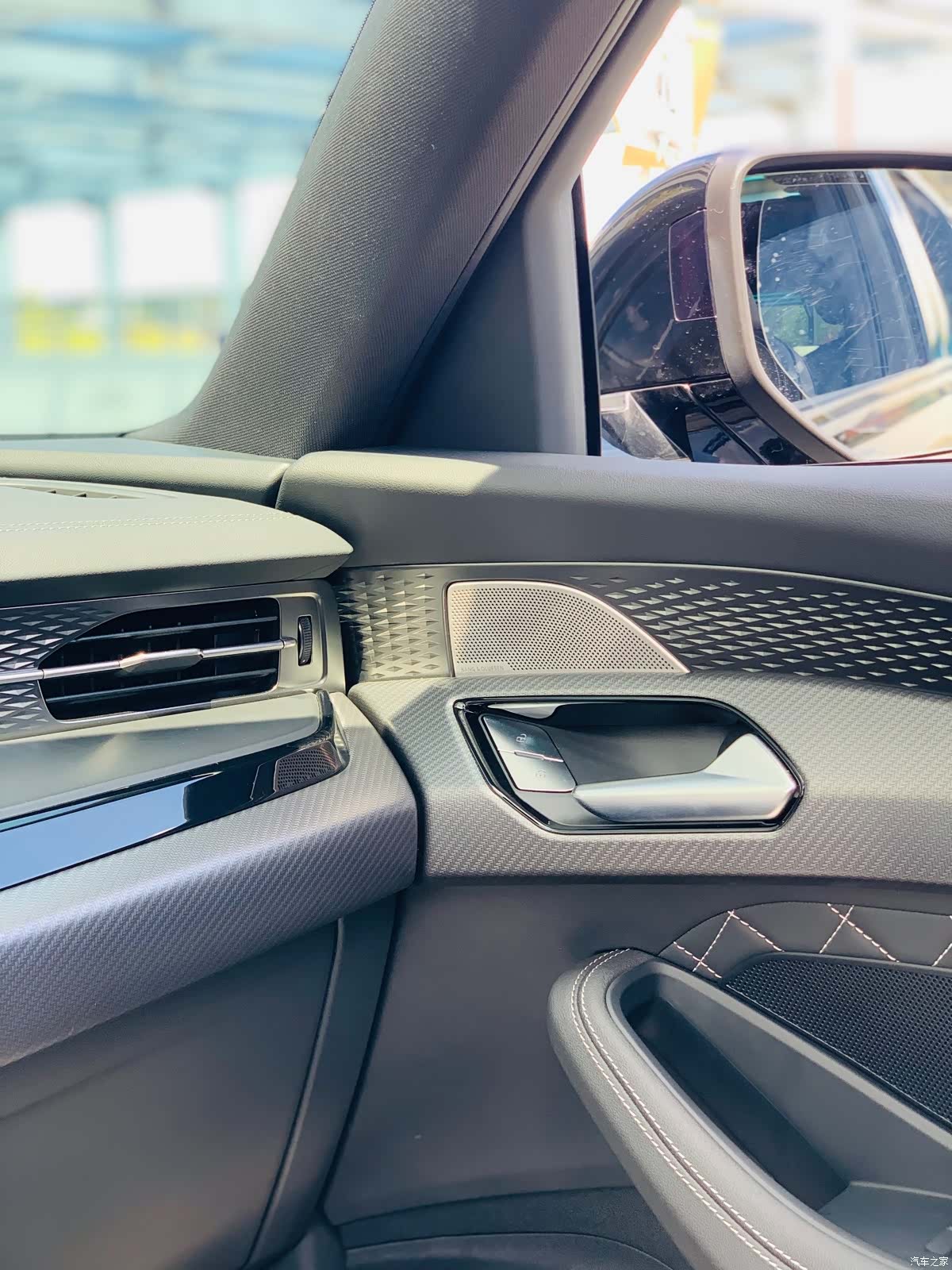 Audi Q6, 2024 23