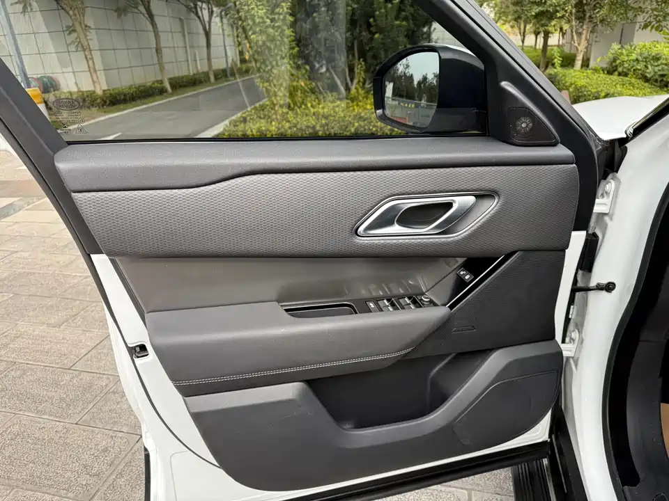 Land Rover Range Rover Star Pulse