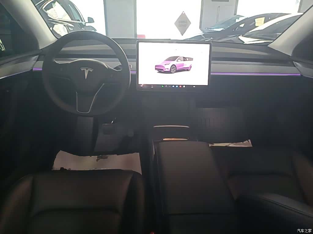 Tesla Model Y, 2024 10