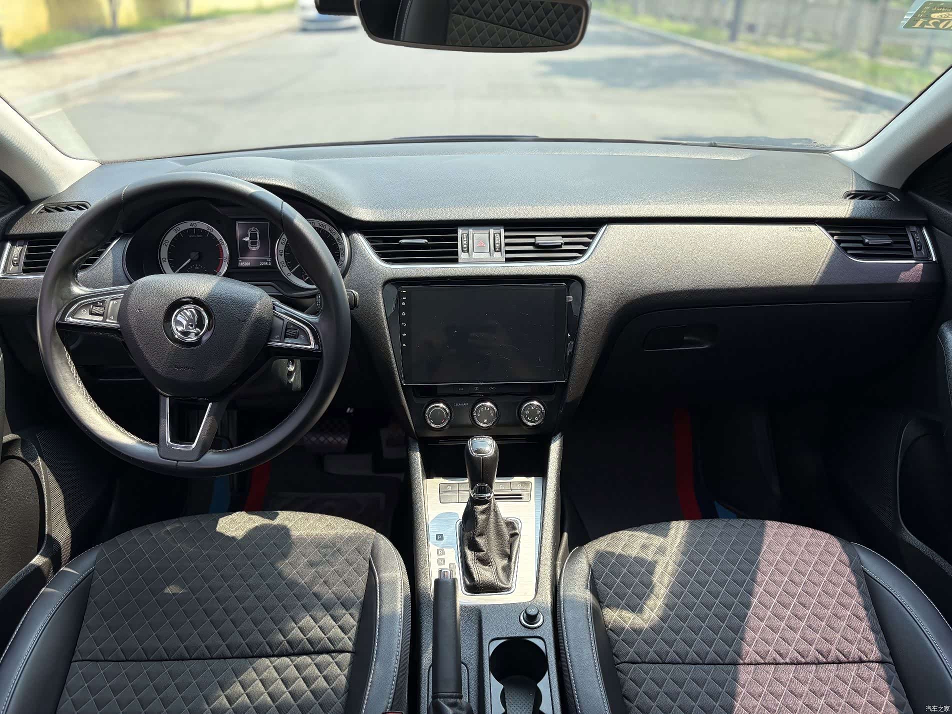 Skoda Octavia, 2017 все фото