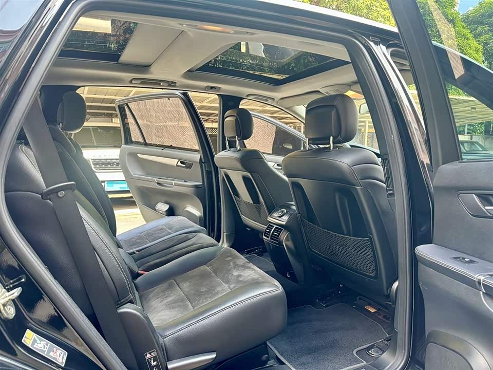 Mercedes-Benz R-class