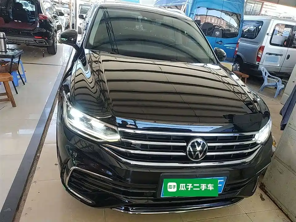 Volkswagen Tiguan L