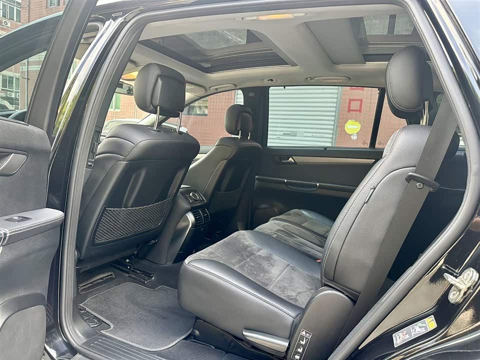 Mercedes-Benz R-class