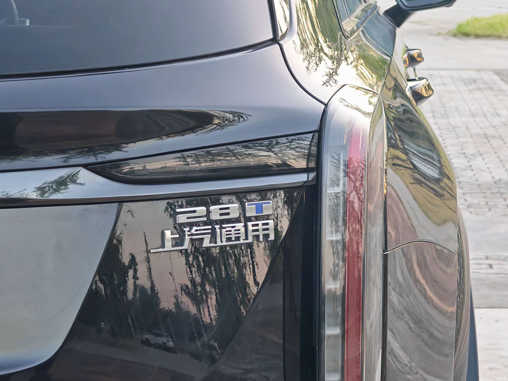 Cadillac XT5, 2025 9