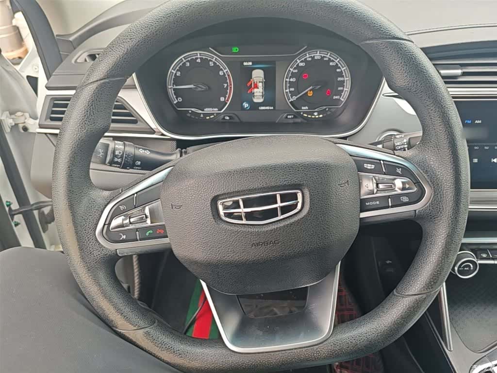 Geely Binray, 2019 11