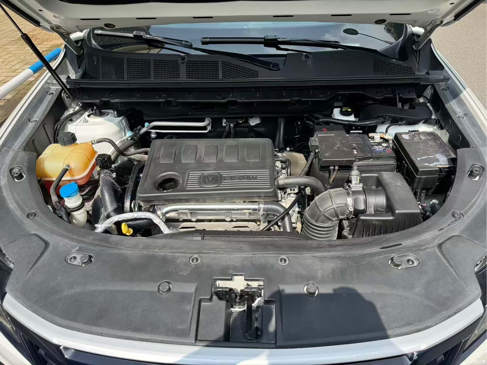 Changan CS85, 2022 17