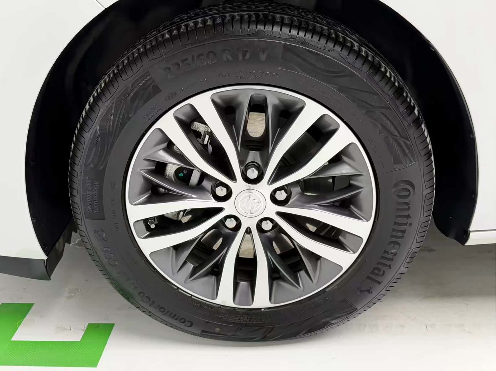 Buick GL8, 2023 8