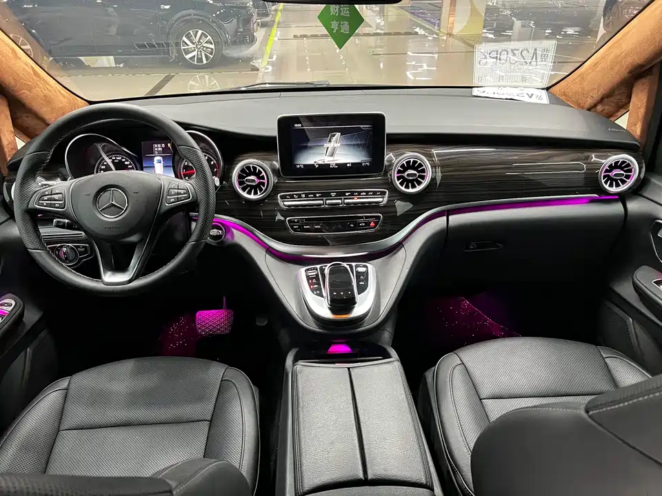 Mercedes-Benz V-class Mercedes-Benz V-class