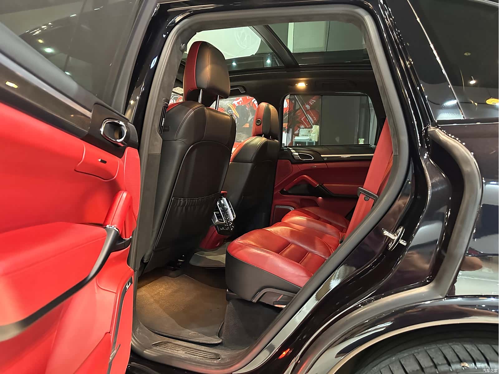 Porsche Cayenne, 2015 10
