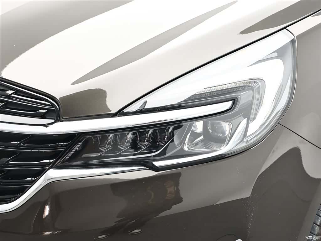 Buick GL8, 2022 7