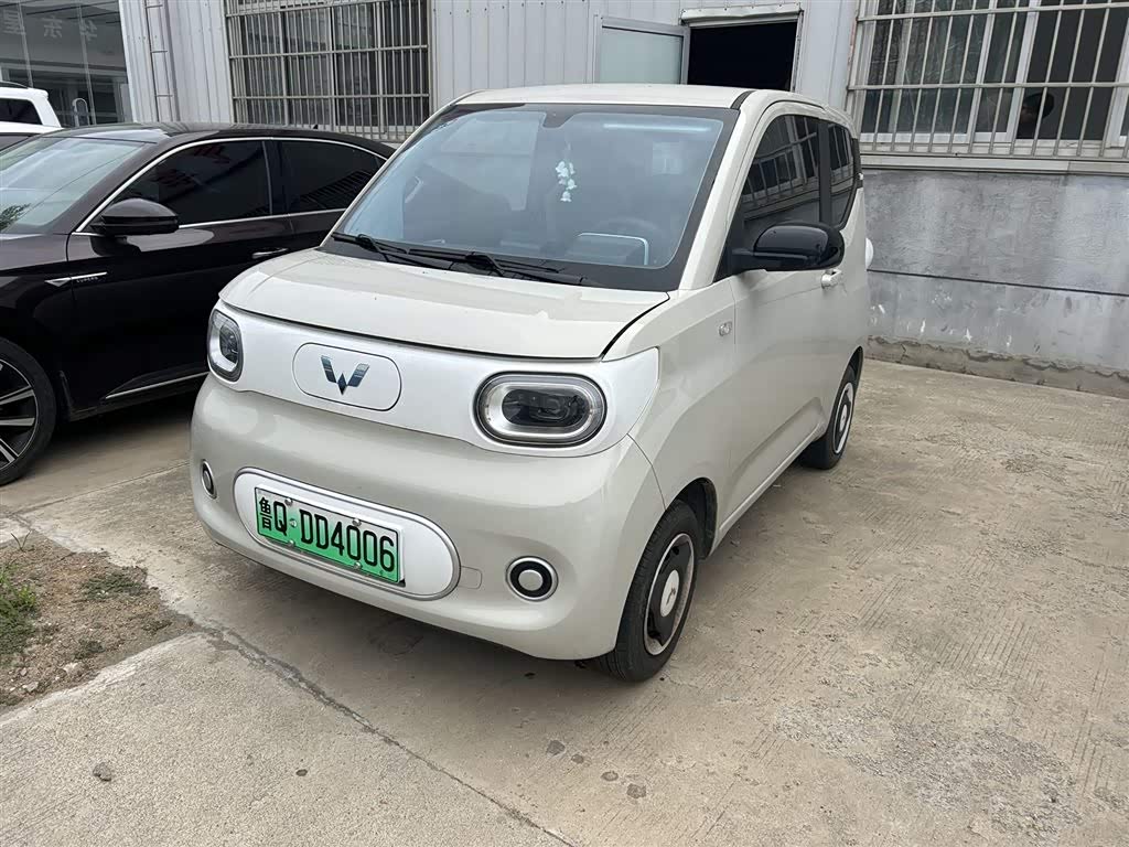 Wuling Mini EV