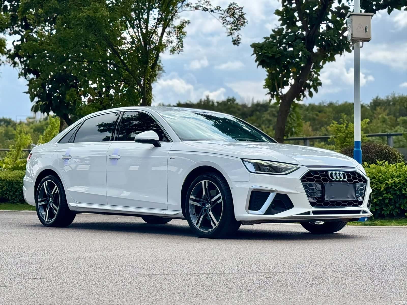 Audi A4L, 2020 3