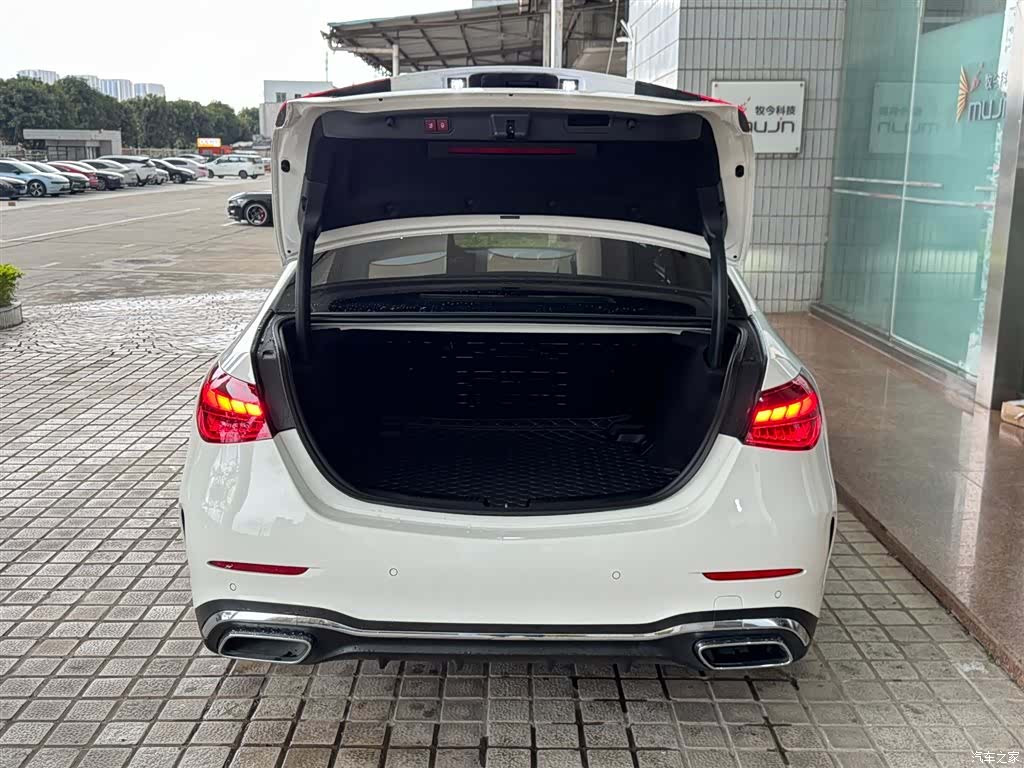 Mercedes-Benz C-Class, 2022 14