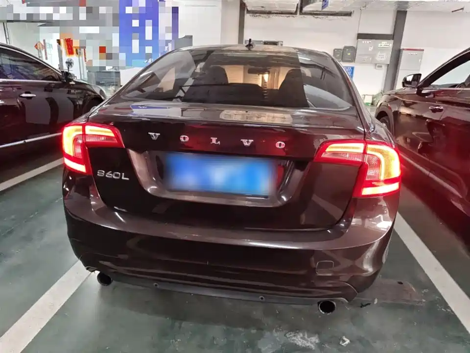 Volvo S60