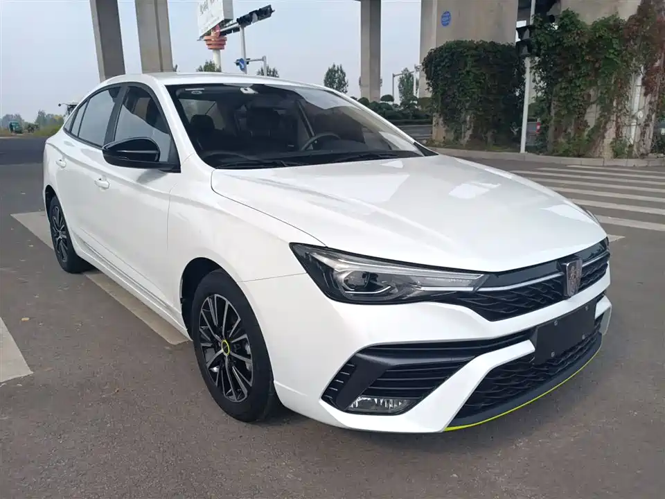Roewe i5