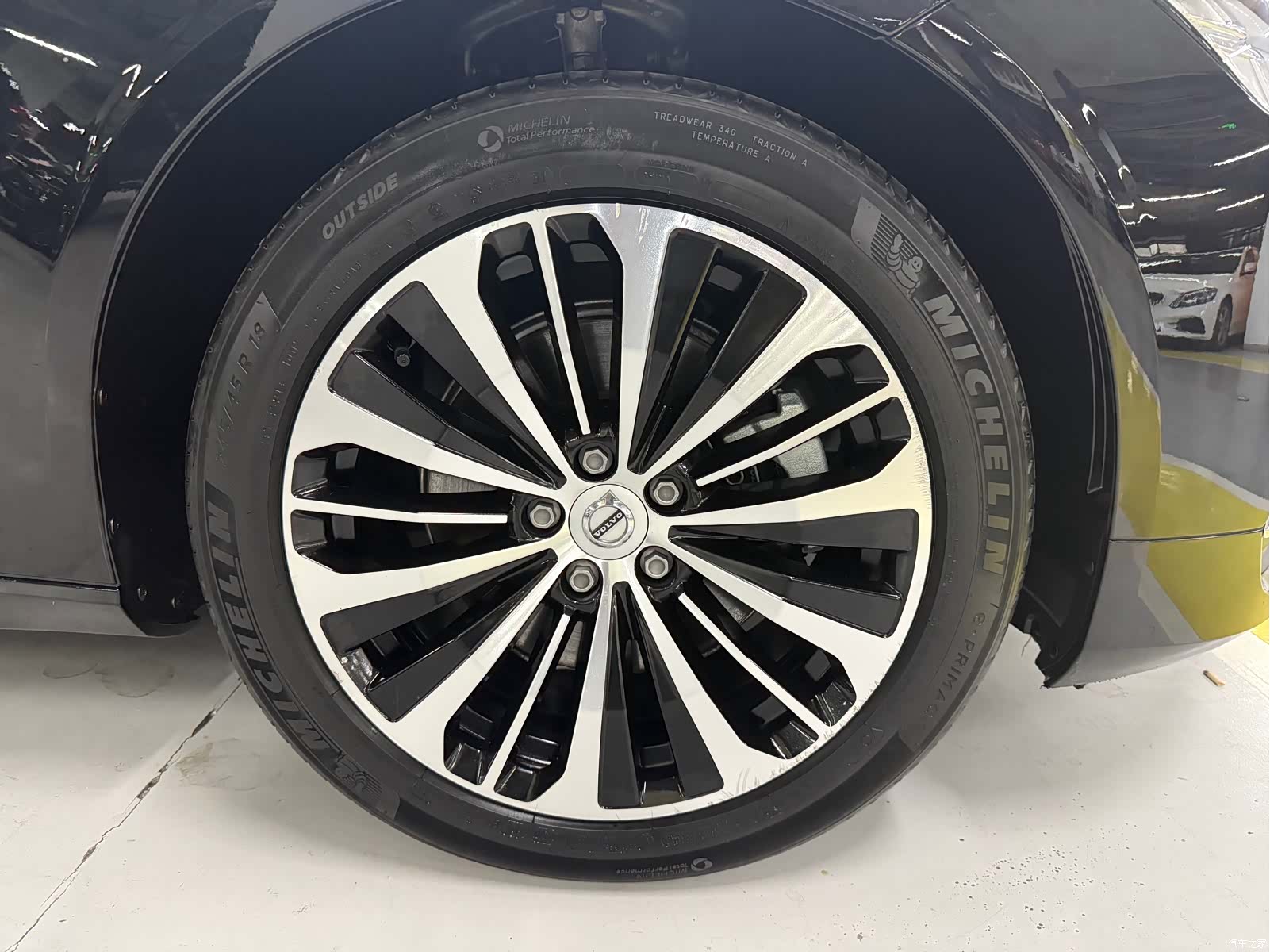 Volvo S90, 2024 4