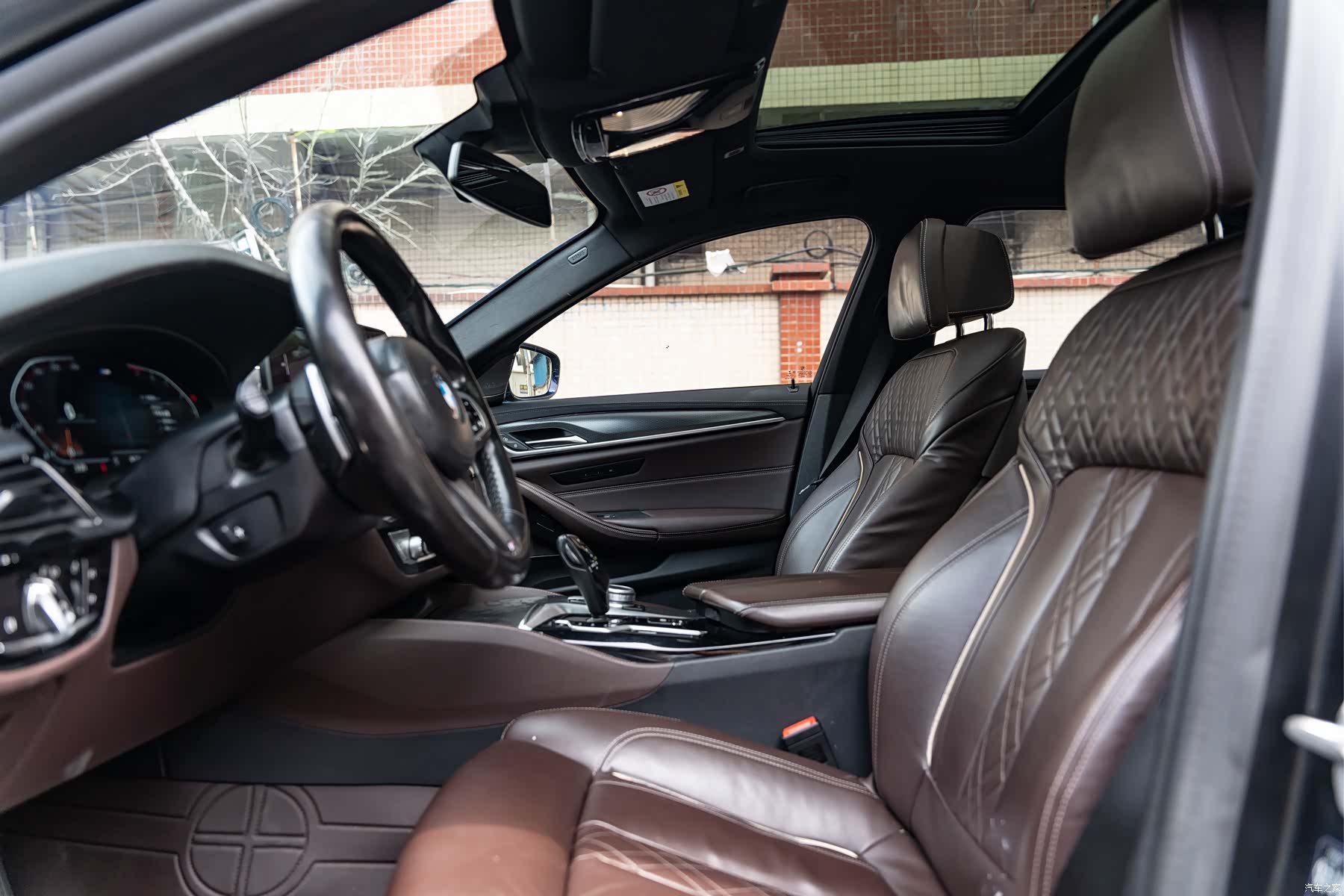 BMW 5 Series, 2021 16