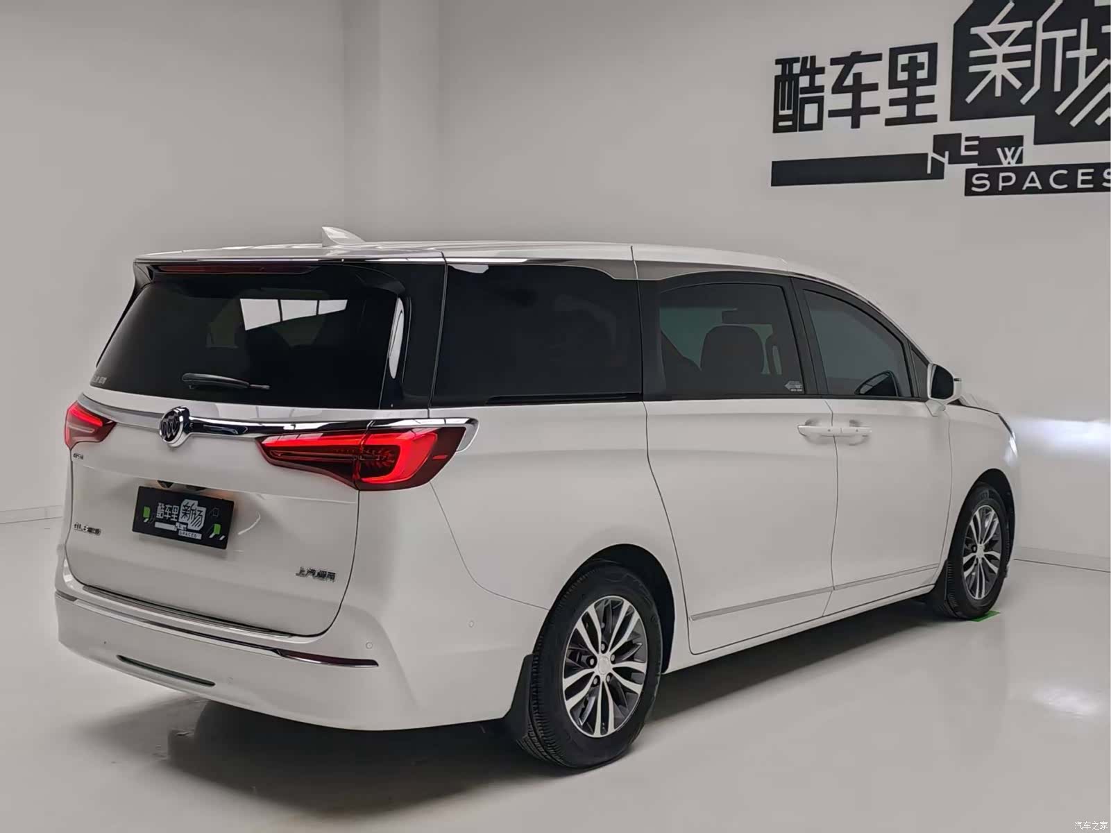 Buick GL8, 2021 4
