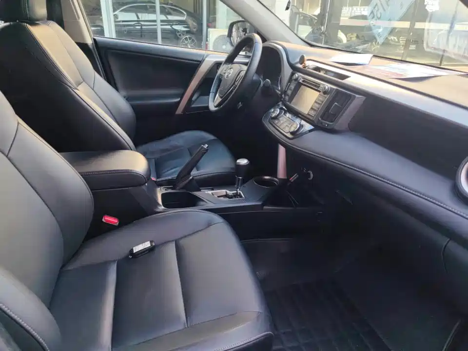 Toyota RAV4 Rongfang