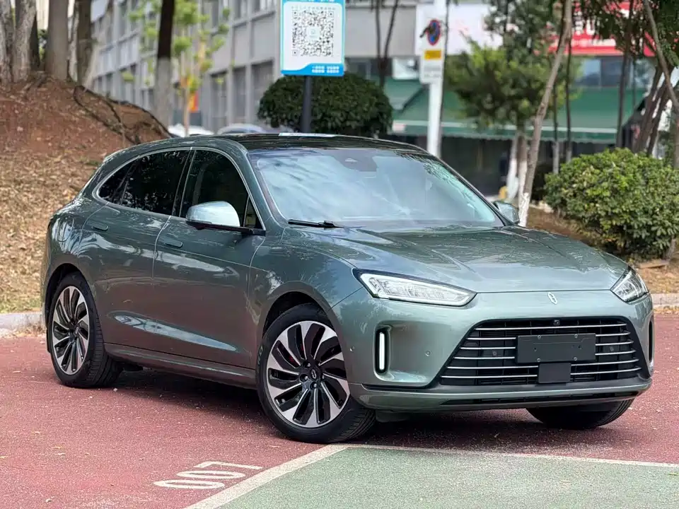 AITO Ask the world M5