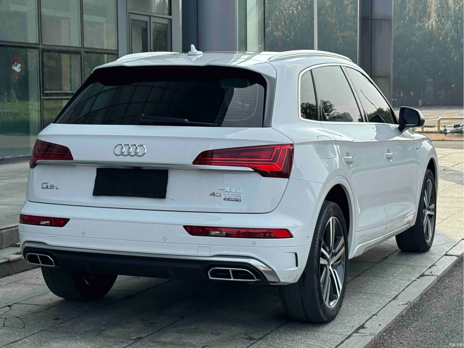 Audi Q5L, 2022 все фото