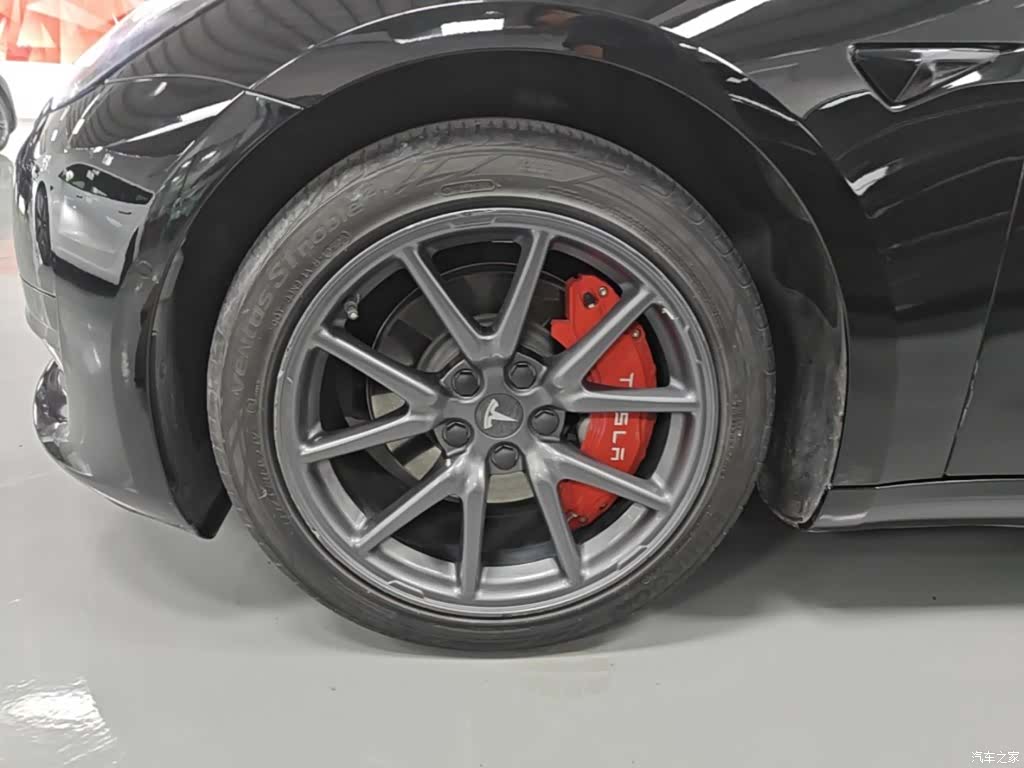 Tesla Model 3, 2020 23