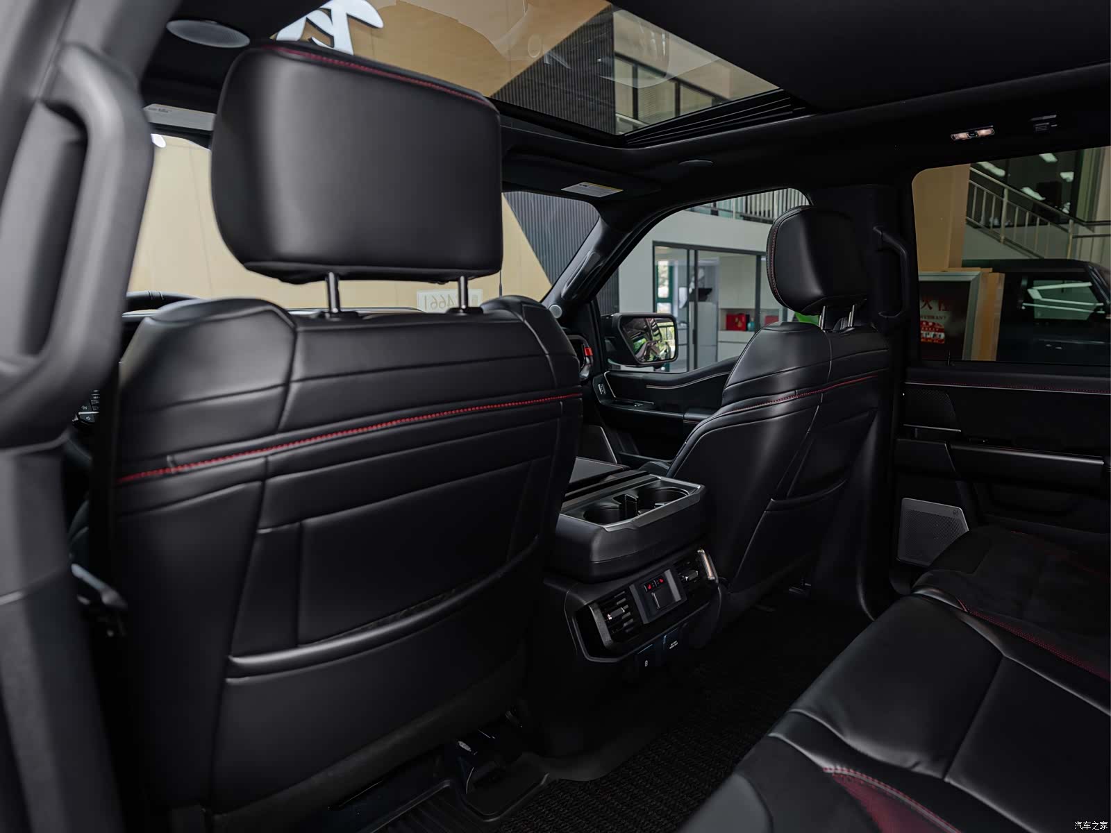 Ford F-150, 2025 9