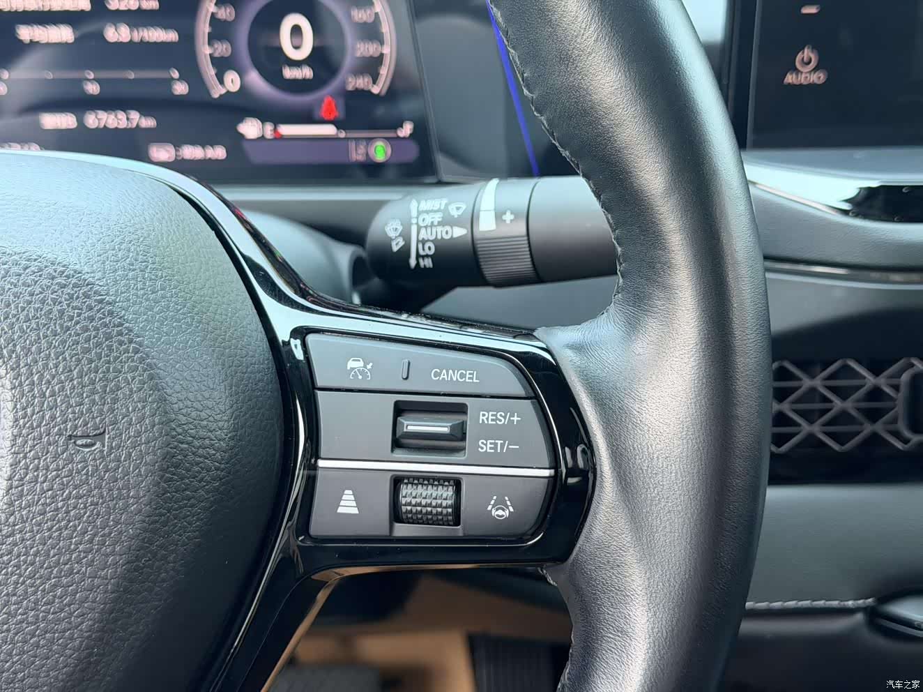 Honda Accord, 2023 11
