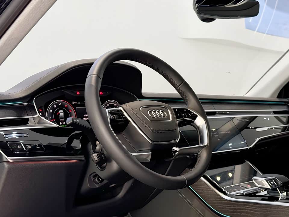 Audi A8 Audi A8