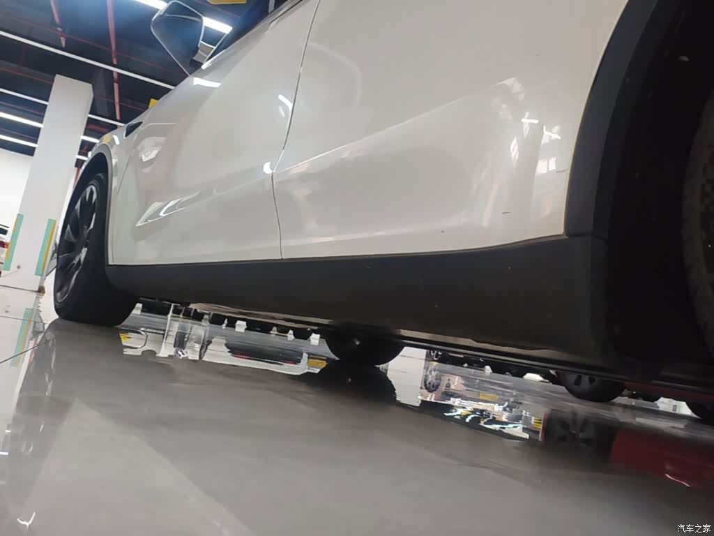 Tesla Model Y, 2021 20