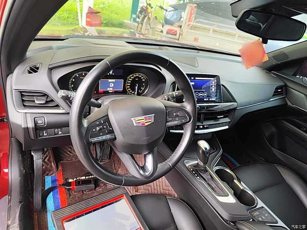 Cadillac CT4, 2021 10