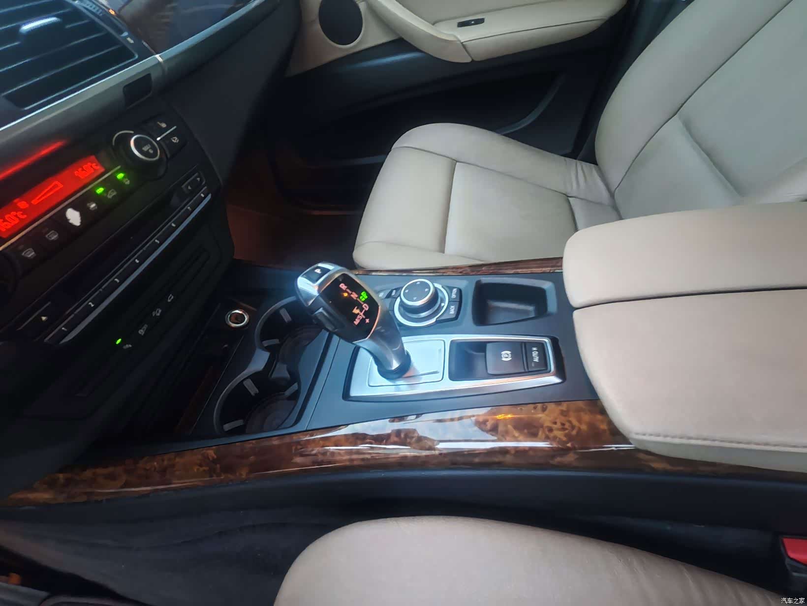 BMW X5, 2010 16