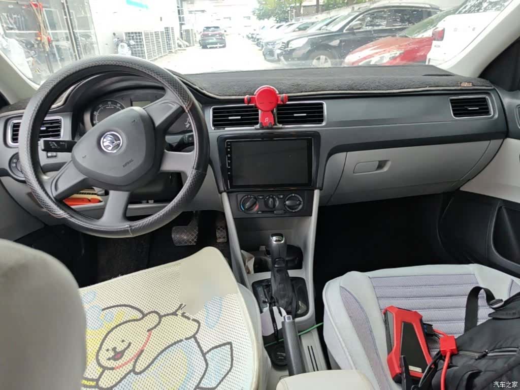 Skoda Rapid, 2014 16