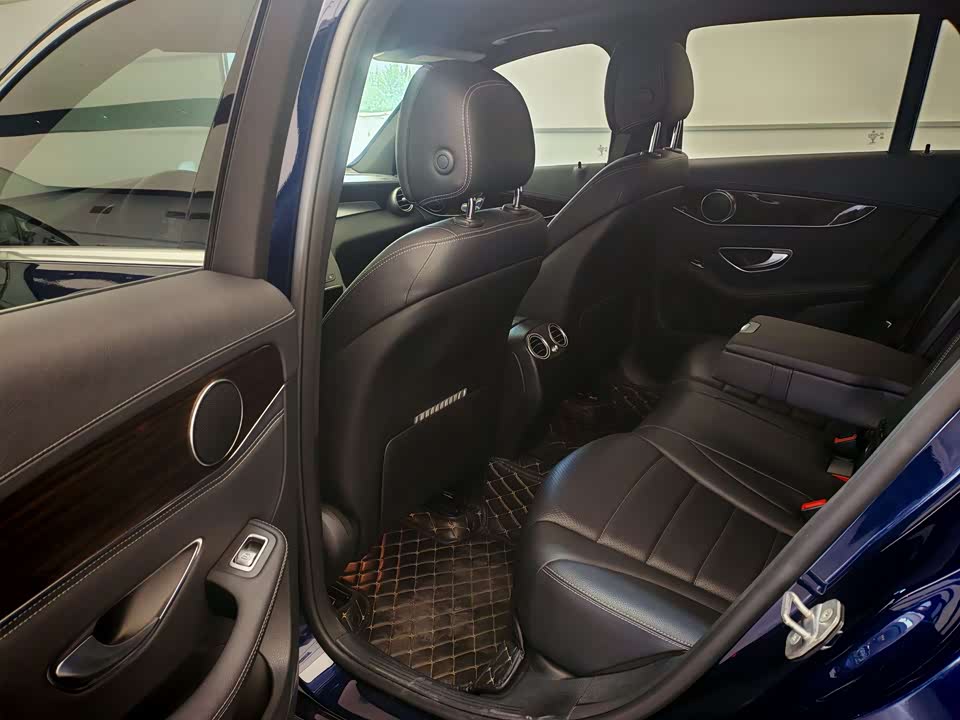 Mercedes-Benz GLC Mercedes-Benz GLC