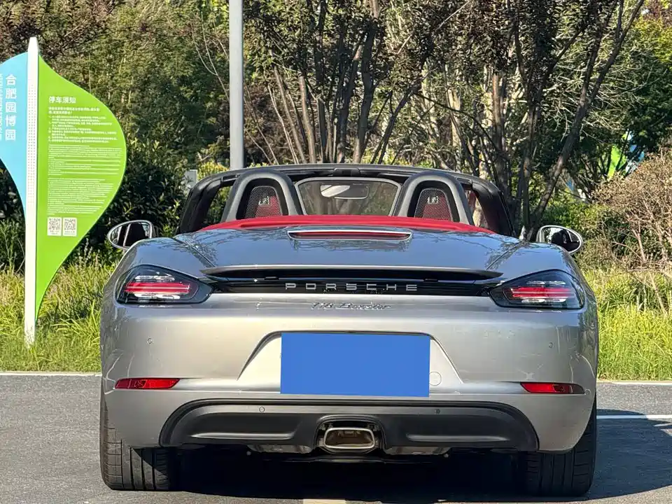 Porsche 718
