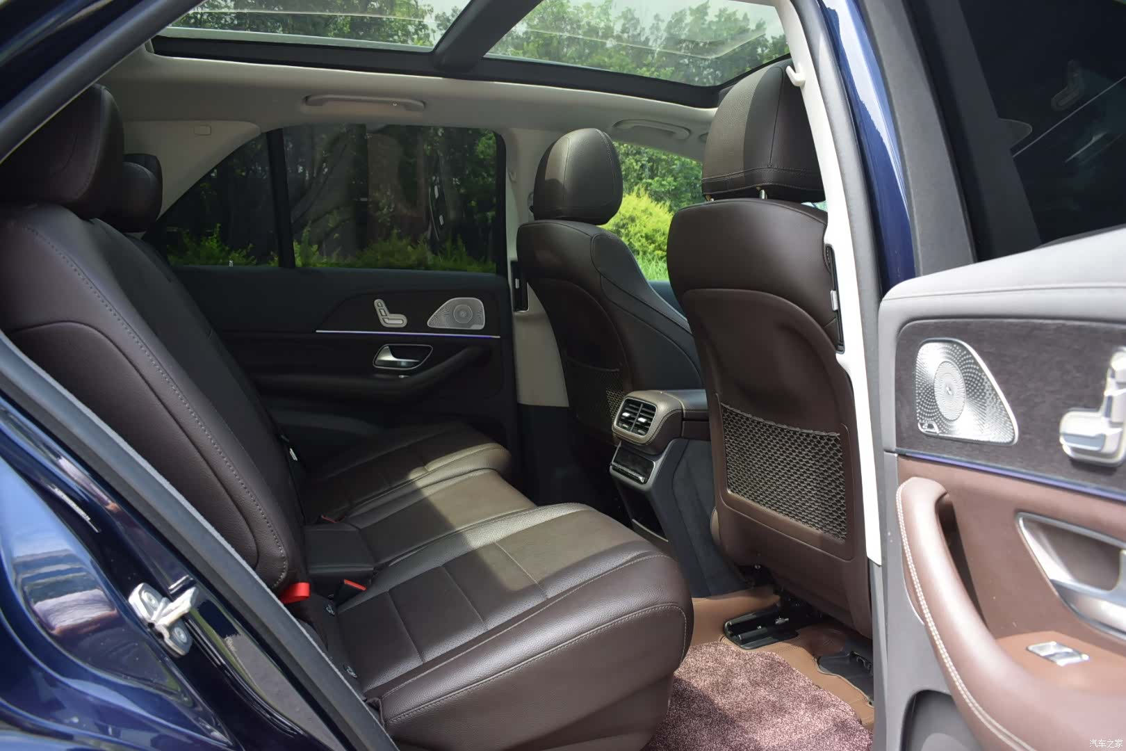 Mercedes-Benz GLE, 2020 14